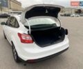 Белый Форд Фокус, объемом двигателя 2 л и пробегом 115 тыс. км за 7700 $, фото 17 на Automoto.ua