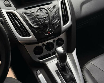 Форд Фокус 2013 у Сумах на Automoto.ua Білий Форд Фокус, об'ємом двигуна 2 л та пробігом 188 тис. км за 8000 $, фото 8 на Automoto.ua