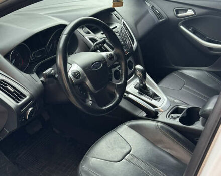 Форд Фокус 2013 у Сумах на Automoto.ua Білий Форд Фокус, об'ємом двигуна 2 л та пробігом 188 тис. км за 8000 $, фото 5 на Automoto.ua