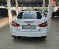 Форд Фокус 2013 в Хмельницком на Automoto.ua Белый Форд Фокус, объемом двигателя 1 л и пробегом 54 тыс. км за 7199 $, фото 4 на Automoto.ua