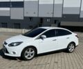 Белый Форд Фокус, объемом двигателя 1.6 л и пробегом 180 тыс. км за 7000 $, фото 1 на Automoto.ua