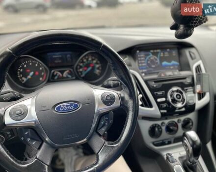 Форд Фокус 2013 в Харькове на Automoto.ua Белый Форд Фокус, объемом двигателя 2 л и пробегом 115 тыс. км за 7700 $, фото 4 на Automoto.ua