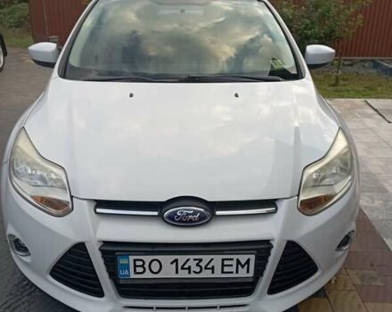 Белый Форд Фокус, объемом двигателя 2 л и пробегом 140 тыс. км за 6500 $, фото 2 на Automoto.ua