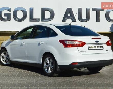 Белый Форд Фокус, объемом двигателя 1 л и пробегом 234 тыс. км за 5950 $, фото 7 на Automoto.ua