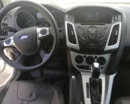 Форд Фокус 2013 в Тетиеве на Automoto.ua Белый Форд Фокус, объемом двигателя 2 л и пробегом 127 тыс. км за 6500 $, фото 4 на Automoto.ua