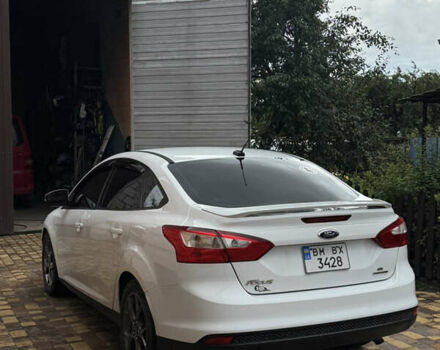 Форд Фокус 2013 у Сумах на Automoto.ua Білий Форд Фокус, об'ємом двигуна 2 л та пробігом 188 тис. км за 8000 $, фото 1 на Automoto.ua