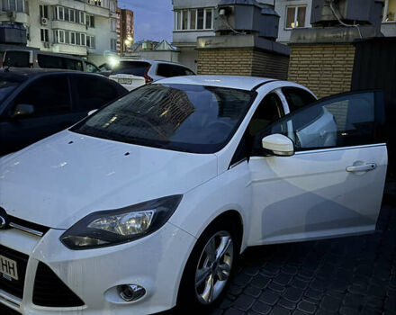 Форд Фокус 2013 в Киеве на Automoto.ua Белый Форд Фокус, объемом двигателя 1.6 л и пробегом 134 тыс. км за 7400 $, фото 9 на Automoto.ua