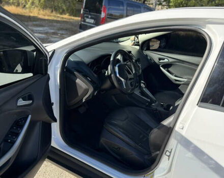 Білий Форд Фокус, об'ємом двигуна 2 л та пробігом 54 тис. км за 8500 $, фото 11 на Automoto.ua