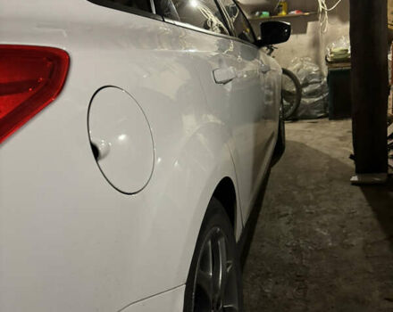 Білий Форд Фокус, об'ємом двигуна 2 л та пробігом 139 тис. км за 7500 $, фото 17 на Automoto.ua