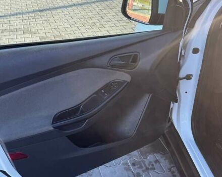 Белый Форд Фокус, объемом двигателя 1.6 л и пробегом 251 тыс. км за 6500 $, фото 9 на Automoto.ua