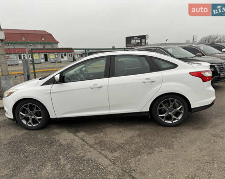 Белый Форд Фокус, объемом двигателя 2 л и пробегом 215 тыс. км за 9490 $, фото 9 на Automoto.ua