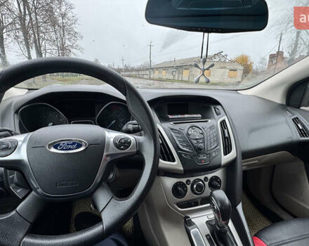 Белый Форд Фокус, объемом двигателя 2 л и пробегом 173 тыс. км за 8000 $, фото 2 на Automoto.ua
