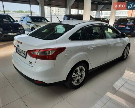 Форд Фокус 2013 в Хмельницком на Automoto.ua Белый Форд Фокус, объемом двигателя 1 л и пробегом 54 тыс. км за 7199 $, фото 3 на Automoto.ua