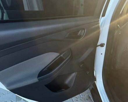 Белый Форд Фокус, объемом двигателя 1.6 л и пробегом 251 тыс. км за 6500 $, фото 8 на Automoto.ua