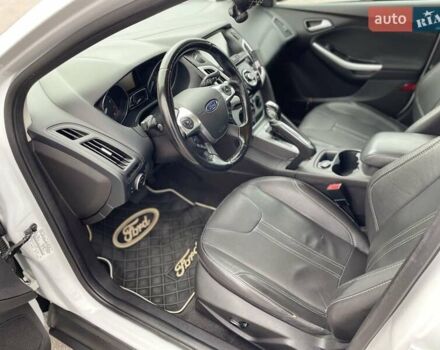 Форд Фокус 2013 в Харькове на Automoto.ua Белый Форд Фокус, объемом двигателя 2 л и пробегом 115 тыс. км за 7700 $, фото 7 на Automoto.ua