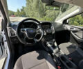 Форд Фокус 2013 в Новомосковске на Automoto.ua Белый Форд Фокус, объемом двигателя 1 л и пробегом 144 тыс. км за 7000 $, фото 5 на Automoto.ua