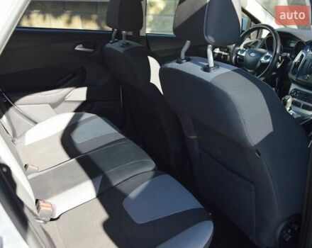 Белый Форд Фокус, объемом двигателя 1 л и пробегом 234 тыс. км за 5950 $, фото 32 на Automoto.ua