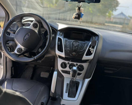 Білий Форд Фокус, об'ємом двигуна 2 л та пробігом 54 тис. км за 8500 $, фото 14 на Automoto.ua