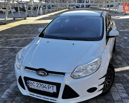 Білий Форд Фокус, об'ємом двигуна 1 л та пробігом 131 тис. км за 8500 $, фото 1 на Automoto.ua