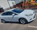 Белый Форд Фокус, объемом двигателя 2 л и пробегом 120 тыс. км за 8000 $, фото 1 на Automoto.ua