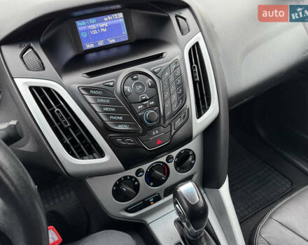 Белый Форд Фокус, объемом двигателя 2 л и пробегом 215 тыс. км за 9490 $, фото 19 на Automoto.ua