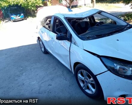 Белый Форд Фокус, объемом двигателя 1.6 л и пробегом 120 тыс. км за 2300 $, фото 1 на Automoto.ua