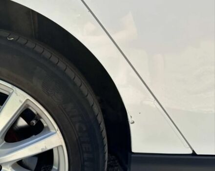 Форд Фокус 2013 в Синельниковом на Automoto.ua Белый Форд Фокус, объемом двигателя 1 л и пробегом 144 тыс. км за 7500 $, фото 5 на Automoto.ua