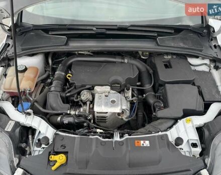 Форд Фокус 2014 в Новоукраинке на Automoto.ua Белый Форд Фокус, объемом двигателя 1 л и пробегом 141 тыс. км за 6800 $, фото 26 на Automoto.ua