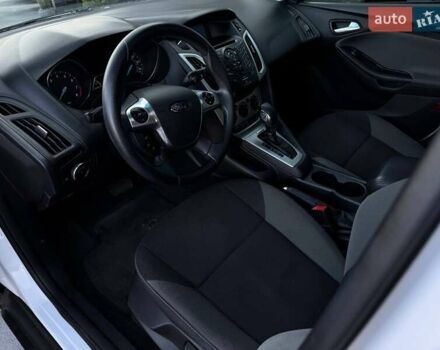 Білий Форд Фокус, об'ємом двигуна 2 л та пробігом 269 тис. км за 7300 $, фото 29 на Automoto.ua