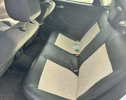 Белый Форд Фокус, объемом двигателя 2 л и пробегом 220 тыс. км за 6500 $, фото 10 на Automoto.ua