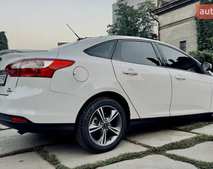 Білий Форд Фокус, об'ємом двигуна 2 л та пробігом 223 тис. км за 6999 $, фото 6 на Automoto.ua