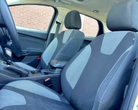 Форд Фокус 2014 в Ивано-Франковске на Automoto.ua Белый Форд Фокус, объемом двигателя 2 л и пробегом 87 тыс. км за 6000 $, фото 8 на Automoto.ua