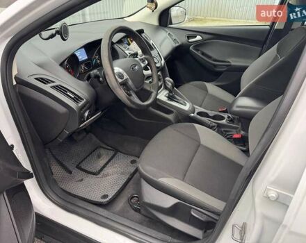 Белый Форд Фокус, объемом двигателя 2 л и пробегом 162 тыс. км за 8000 $, фото 15 на Automoto.ua