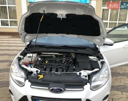 Белый Форд Фокус, объемом двигателя 2 л и пробегом 171 тыс. км за 7499 $, фото 49 на Automoto.ua