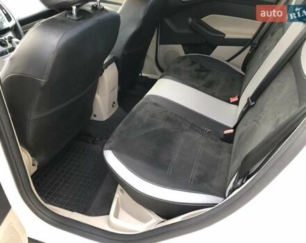 Белый Форд Фокус, объемом двигателя 2 л и пробегом 171 тыс. км за 7499 $, фото 45 на Automoto.ua