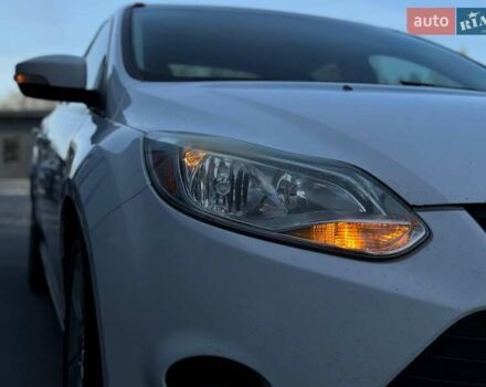 Білий Форд Фокус, об'ємом двигуна 2 л та пробігом 269 тис. км за 7300 $, фото 12 на Automoto.ua