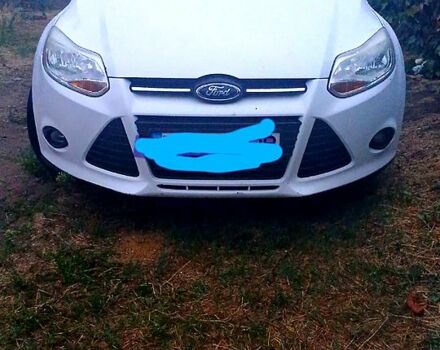 Форд Фокус 2014 в Одессе на Automoto.ua Белый Форд Фокус, объемом двигателя 2 л и пробегом 220 тыс. км за 6500 $, фото 2 на Automoto.ua