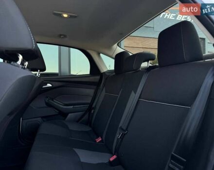 Білий Форд Фокус, об'ємом двигуна 2 л та пробігом 269 тис. км за 7300 $, фото 49 на Automoto.ua