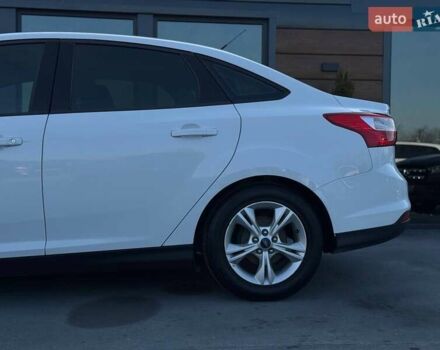 Білий Форд Фокус, об'ємом двигуна 2 л та пробігом 269 тис. км за 7300 $, фото 9 на Automoto.ua