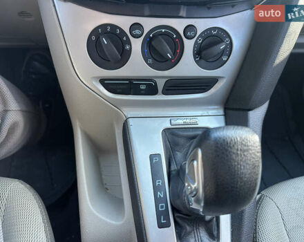 Білий Форд Фокус, об'ємом двигуна 2 л та пробігом 177 тис. км за 6300 $, фото 22 на Automoto.ua