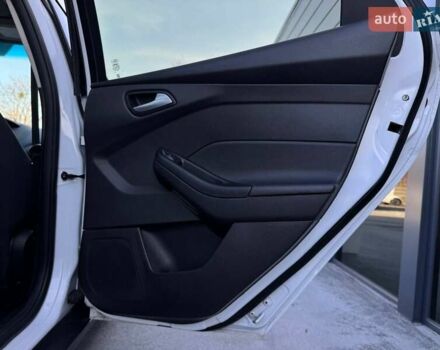 Білий Форд Фокус, об'ємом двигуна 2 л та пробігом 269 тис. км за 7300 $, фото 53 на Automoto.ua