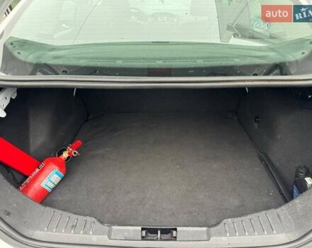 Белый Форд Фокус, объемом двигателя 2 л и пробегом 162 тыс. км за 8000 $, фото 11 на Automoto.ua