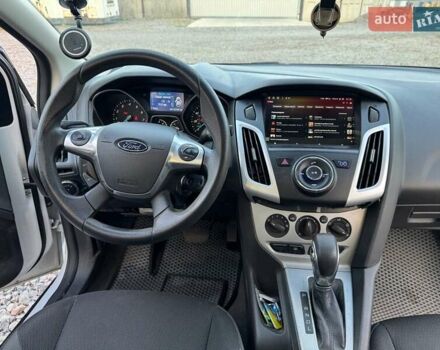 Форд Фокус 2014 в Полтаве на Automoto.ua Белый Форд Фокус, объемом двигателя 2 л и пробегом 162 тыс. км за 8900 $, фото 7 на Automoto.ua
