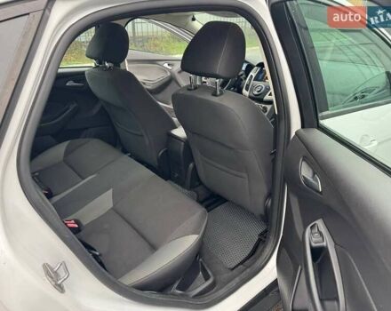 Белый Форд Фокус, объемом двигателя 2 л и пробегом 162 тыс. км за 8000 $, фото 10 на Automoto.ua