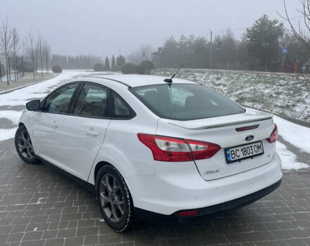 Білий Форд Фокус, об'ємом двигуна 2 л та пробігом 124 тис. км за 7700 $, фото 6 на Automoto.ua