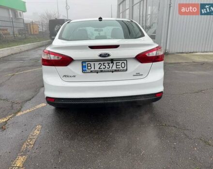 Белый Форд Фокус, объемом двигателя 2 л и пробегом 162 тыс. км за 8000 $, фото 4 на Automoto.ua