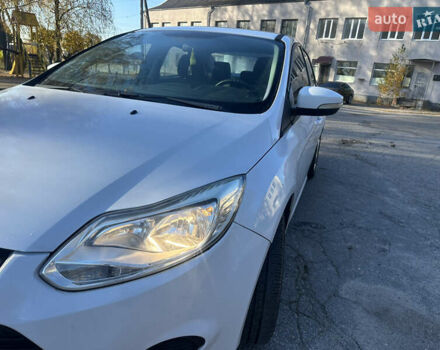 Білий Форд Фокус, об'ємом двигуна 2 л та пробігом 177 тис. км за 6300 $, фото 6 на Automoto.ua