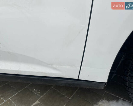 Білий Форд Фокус, об'ємом двигуна 2 л та пробігом 124 тис. км за 7700 $, фото 31 на Automoto.ua