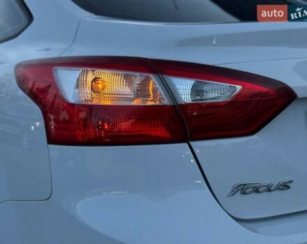Білий Форд Фокус, об'ємом двигуна 2 л та пробігом 269 тис. км за 7300 $, фото 16 на Automoto.ua