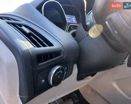 Білий Форд Фокус, об'ємом двигуна 2 л та пробігом 177 тис. км за 6300 $, фото 20 на Automoto.ua